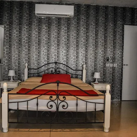 Apartamento Swieqi: Cosy Studio In A Quiet Area Is-Swieqi